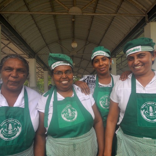 street-bites-sri-lanka-traditional-foods-island-spirit6