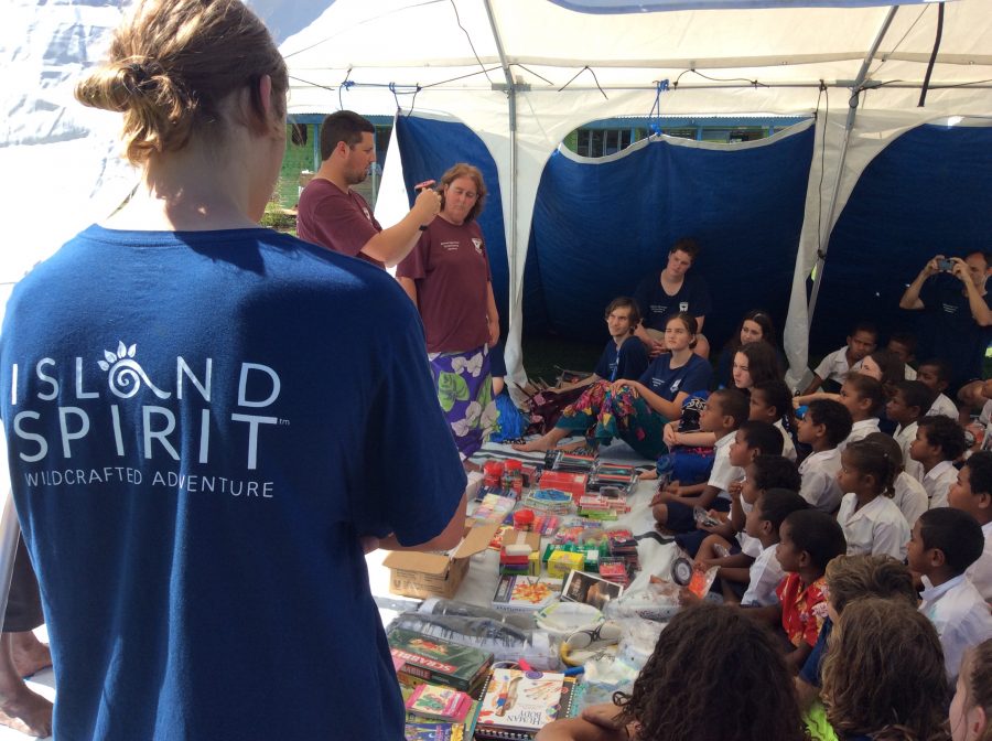 Island Spirit Fiji Volunteering donations 2015 Kocoma2